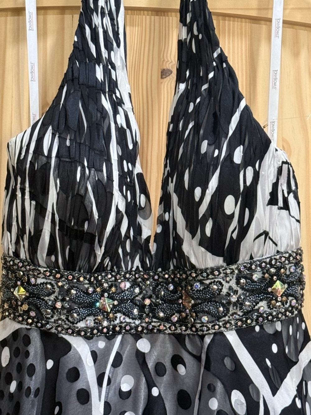 Tony Bowls Black White Abstract Beaded Halter Cocktail Dress TS21018 Size 12 - Picture 4 of 11